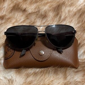 ray ban aviator sunglasses with original case!